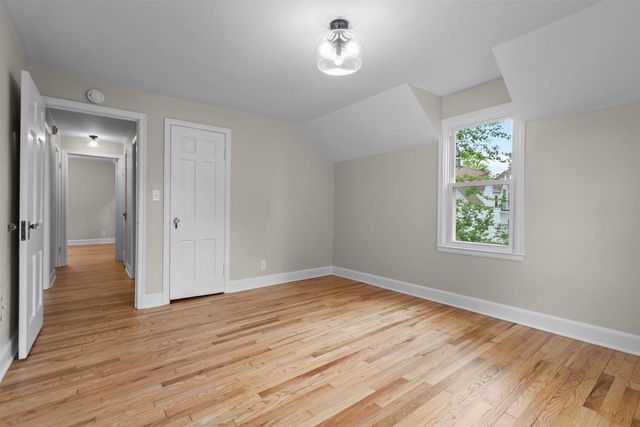 706 LINCOLN STREET, Neenah, WI 54956