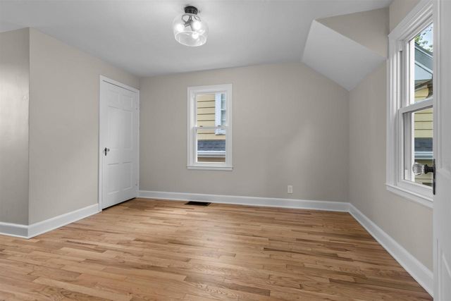 706 LINCOLN STREET, Neenah, WI 54956