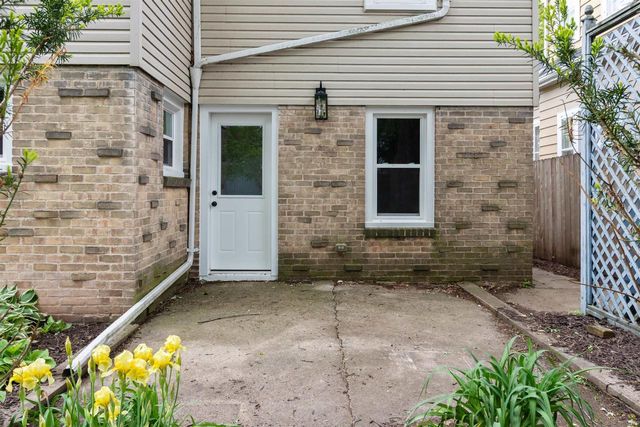 706 LINCOLN STREET, Neenah, WI 54956