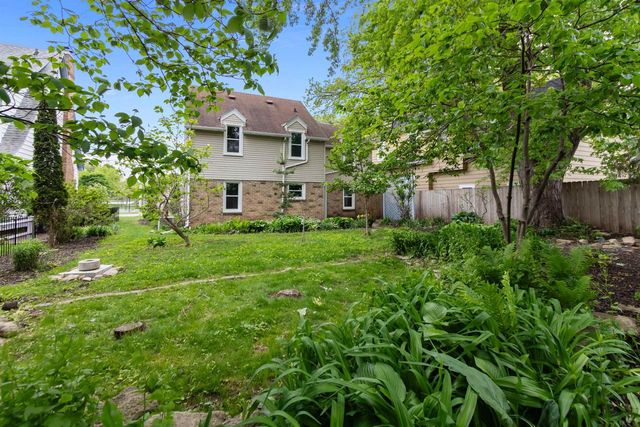 706 LINCOLN STREET, Neenah, WI 54956
