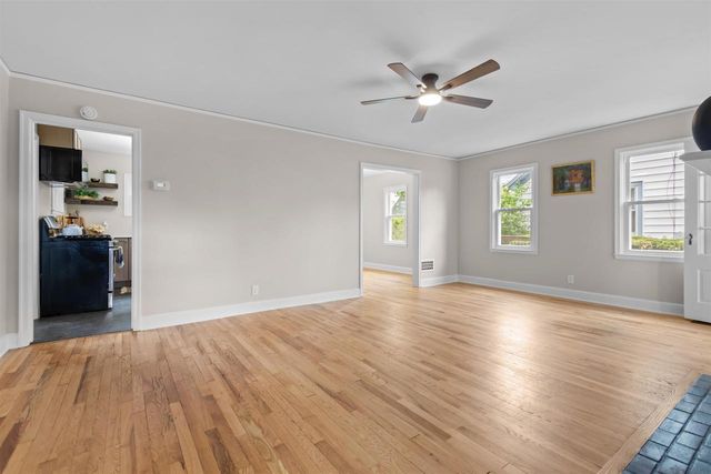 706 LINCOLN STREET, Neenah, WI 54956