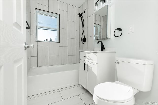 12058 Wayburn, Detroit, MI 48224