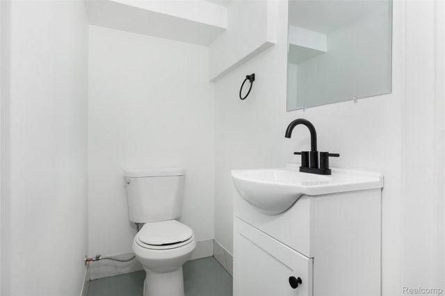 12058 Wayburn, Detroit, MI 48224