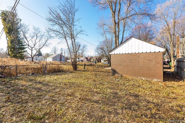 12058 Wayburn, Detroit, MI 48224