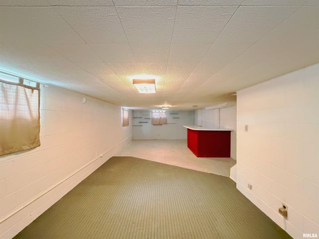 814 W STRATFORD Drive, Peoria, IL 61614
