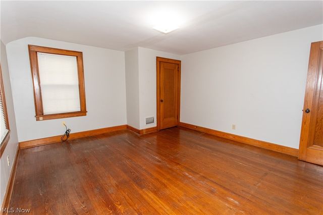 655 E Liberty Street, Hubbard, OH 44425