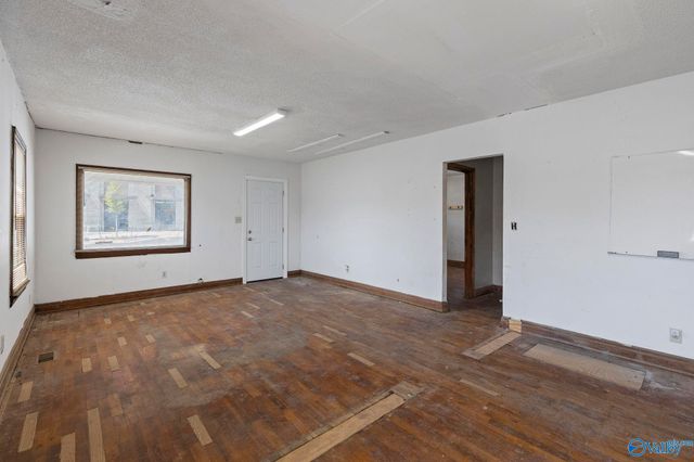 200 8th Street NW, Huntsville, AL 35805