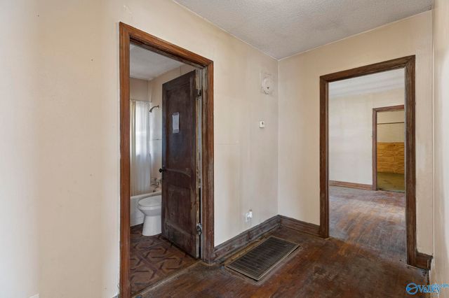 200 8th Street NW, Huntsville, AL 35805