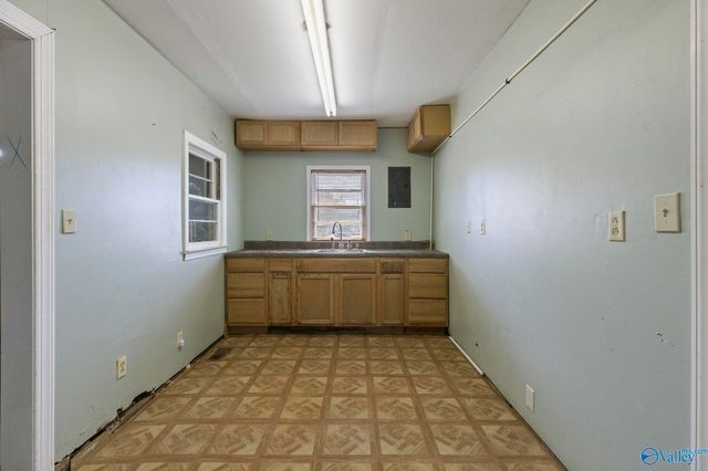 200 8th Street NW, Huntsville, AL 35805