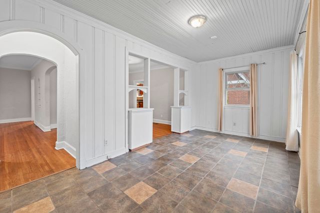 929 UNIVERSITY ST, Memphis, TN 38107