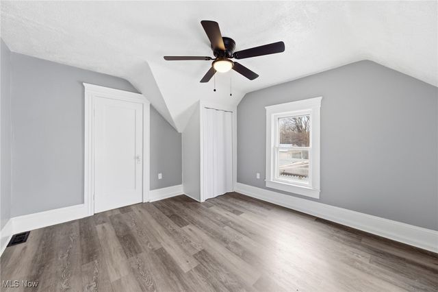 2197 W 104th Street, Cleveland, OH 44102