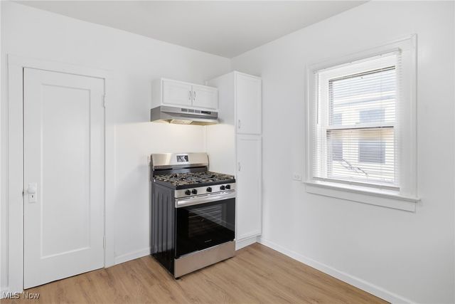 2197 W 104th Street, Cleveland, OH 44102