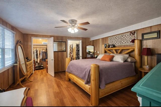 104 W Paradise Drive, Trinity, TX 75862