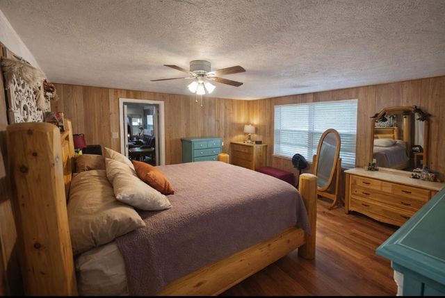 104 W Paradise Drive, Trinity, TX 75862