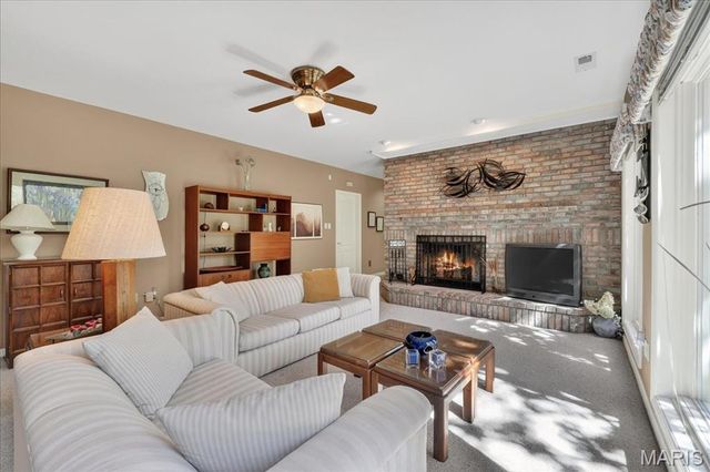 19256 Brookhollow Drive, Wildwood, MO 63038