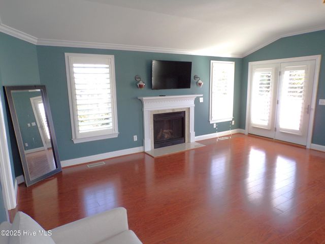 42 Harbour Village Terrace, Hampstead, NC 28443