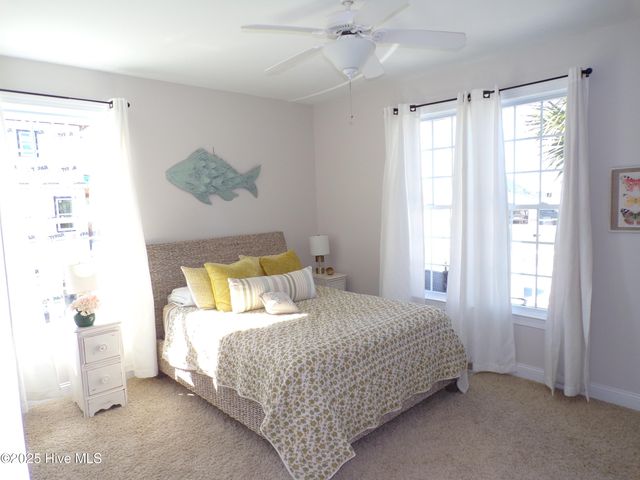 42 Harbour Village Terrace, Hampstead, NC 28443