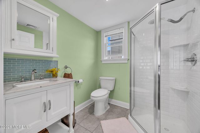 46 Barberie Avenue, Highlands, NJ 07732