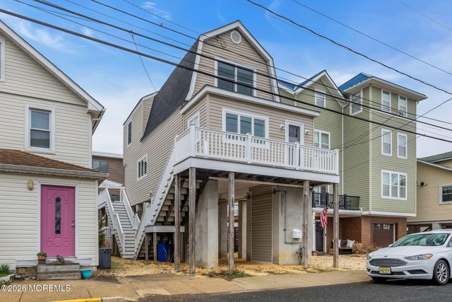 46 Barberie Avenue, Highlands, NJ 07732