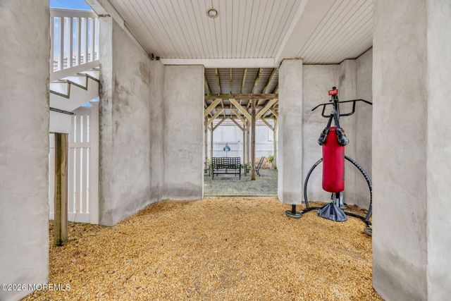 46 Barberie Avenue, Highlands, NJ 07732