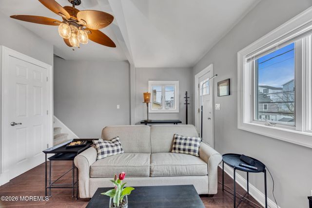 46 Barberie Avenue, Highlands, NJ 07732