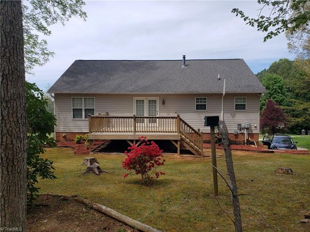 3800 Velinda Drive, Winston-salem, NC 27106