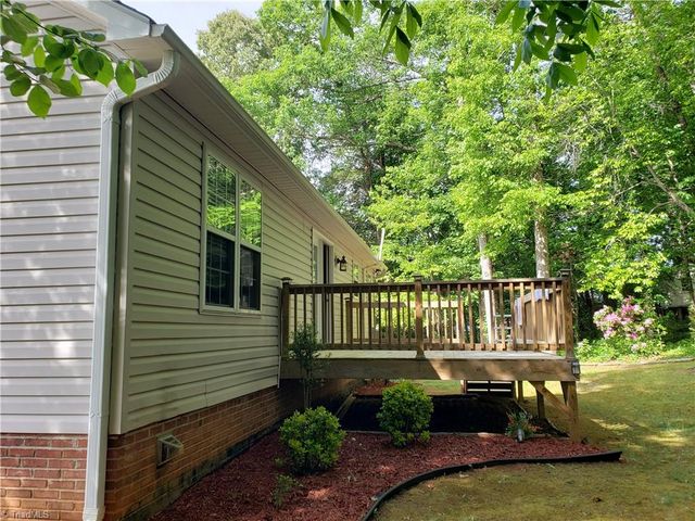 3800 Velinda Drive, Winston-salem, NC 27106
