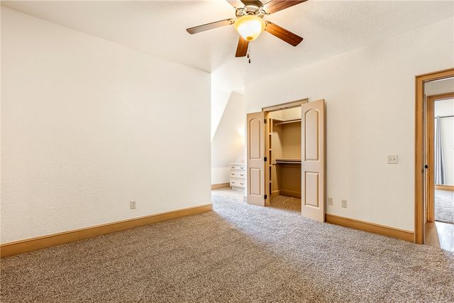 3600 Champagne Avenue, Bentonville, AR 72712