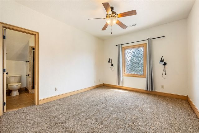 3600 Champagne Avenue, Bentonville, AR 72712