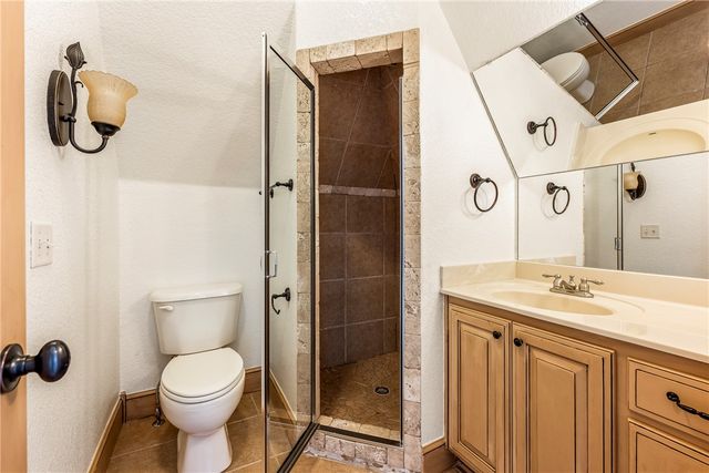 3600 Champagne Avenue, Bentonville, AR 72712