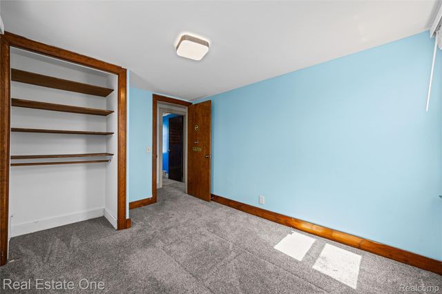 4058 Lomley Avenue, Waterford Charter Township, MI 48329