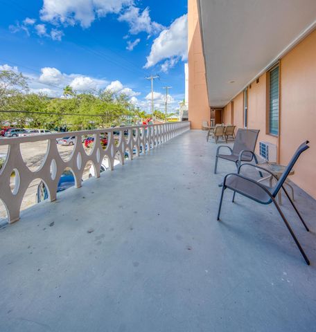 15 S Golfview Road 306, Lake Worth Beach, FL 33460