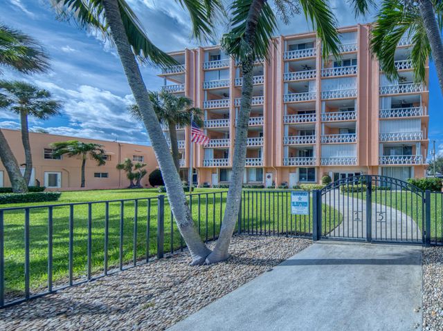 15 S Golfview Road 306, Lake Worth Beach, FL 33460