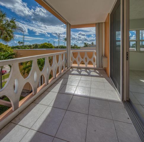 15 S Golfview Road 306, Lake Worth Beach, FL 33460