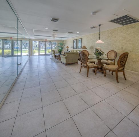 15 S Golfview Road 306, Lake Worth Beach, FL 33460