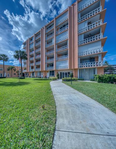 15 S Golfview Road 306, Lake Worth Beach, FL 33460