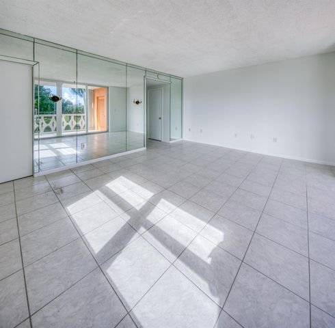 15 S Golfview Road 306, Lake Worth Beach, FL 33460