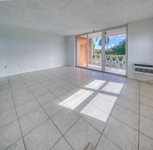 15 S Golfview Road 306, Lake Worth Beach, FL 33460