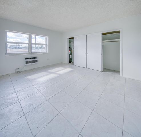 15 S Golfview Road 306, Lake Worth Beach, FL 33460