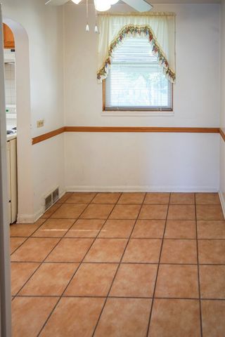 1442 Oak Park Avenue, Berwyn, IL 60402