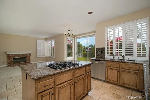 5 Faire Winds, Laguna Niguel, CA 92677