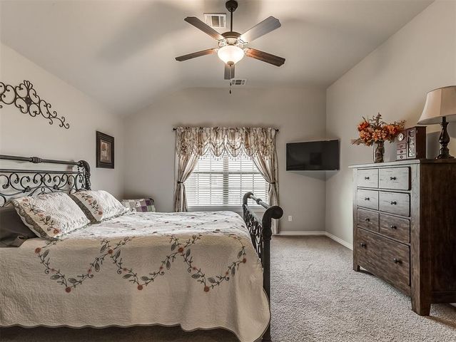 11217 NW 98th Street, Yukon, OK 73099