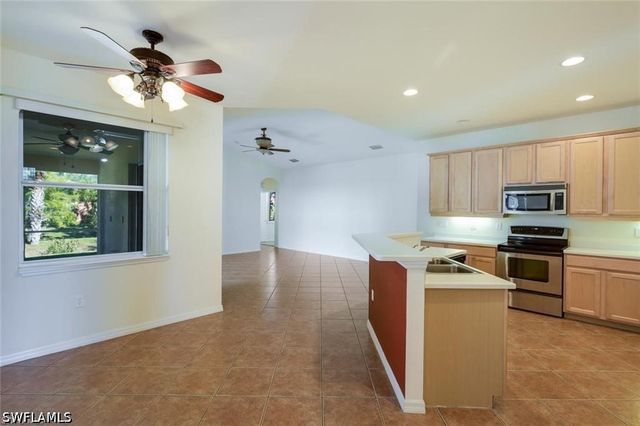 10601 Sir Michaels Place DR, Bonita Springs, FL 34135