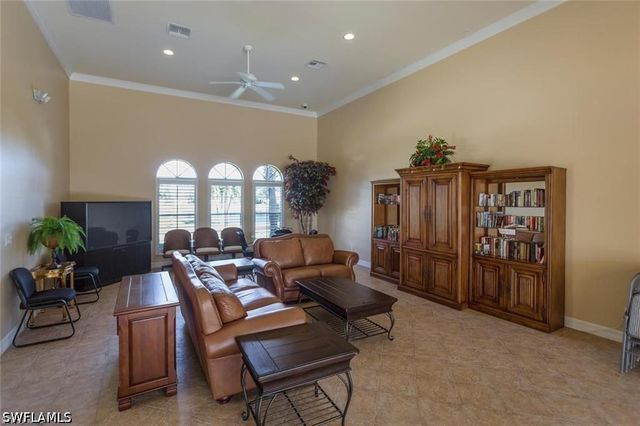 10601 Sir Michaels Place DR, Bonita Springs, FL 34135
