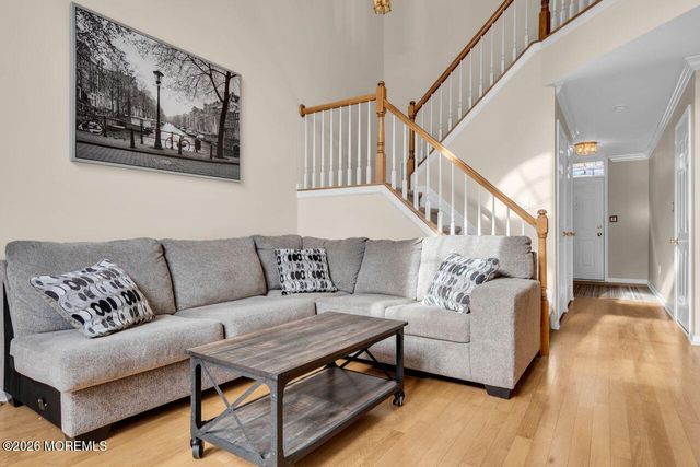 3 Beacon Court 87, Holmdel, NJ 07733