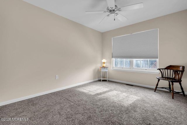 3 Beacon Court 87, Holmdel, NJ 07733