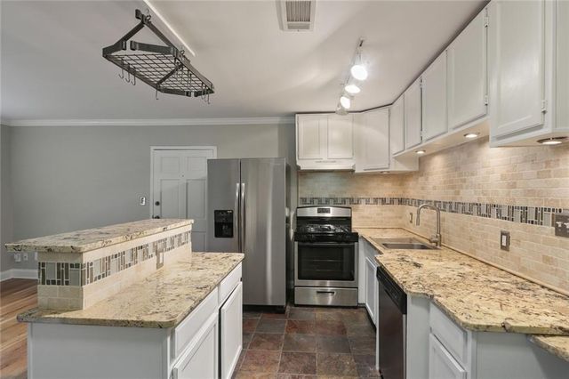 880 Glendale Terrace NE 5, Atlanta, GA 30308
