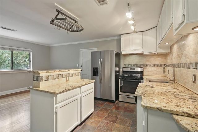 880 Glendale Terrace NE 5, Atlanta, GA 30308