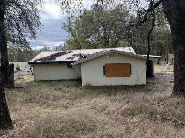 9019 Sheep Ranch Rd, Mountain Ranch, CA 95246