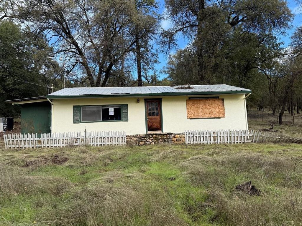 9019 Sheep Ranch Rd, Mountain Ranch, CA 95246